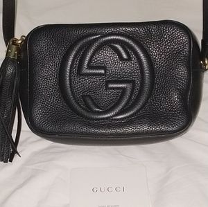 Black leather Gucci Soho disco bag
